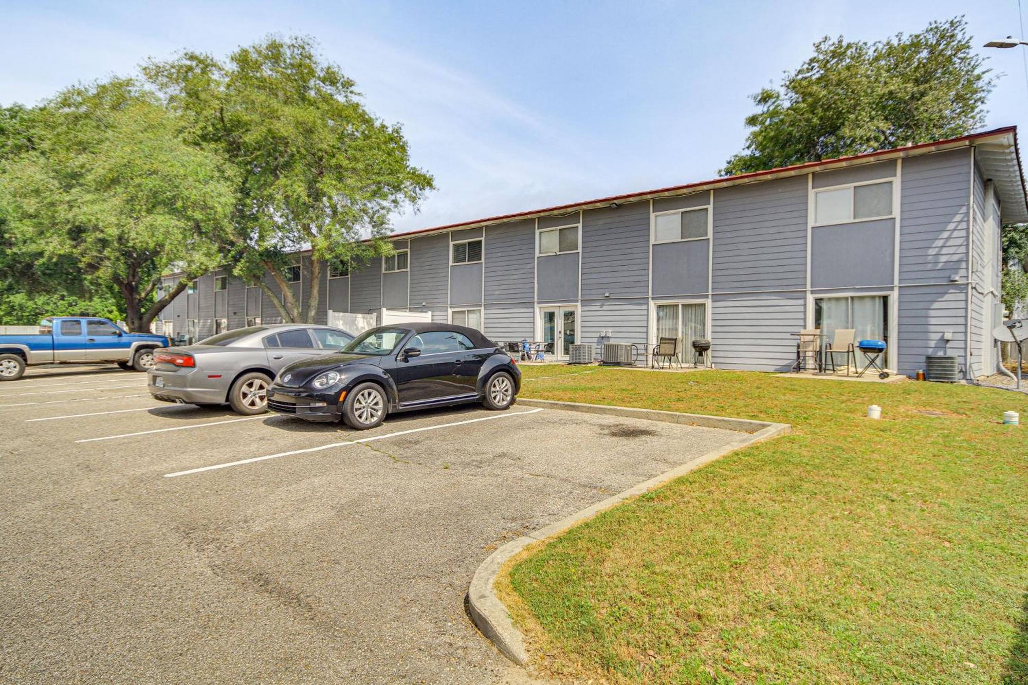 Airy Biloxi Condo With Patio Walk To Beach! المظهر الخارجي الصورة